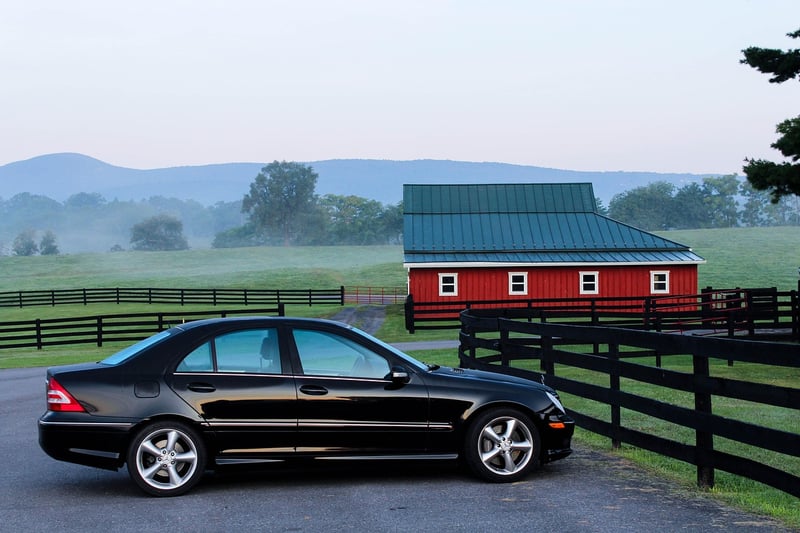 Rustic Barn Image